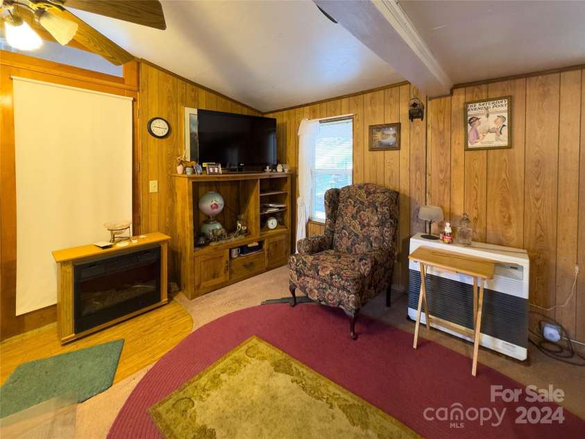 3059 NC 261 Highway, Bakersville, NC 28705.  MLS# CAR4203469, YatesRealty ID 14323. 