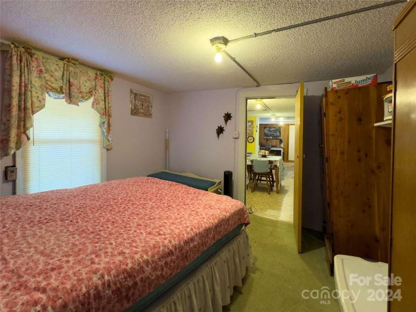 3059 NC 261 Highway, Bakersville, NC 28705.  MLS# CAR4203469, YatesRealty ID 14323. 