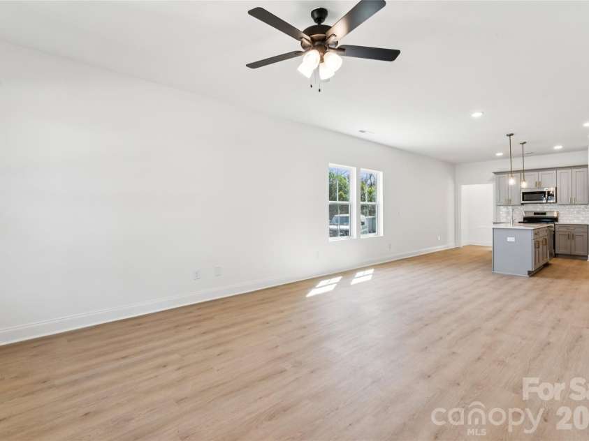 338 Walnut Street, Rock Hill, SC 28027.  MLS# CAR4349541, YatesRealty ID 14325. 