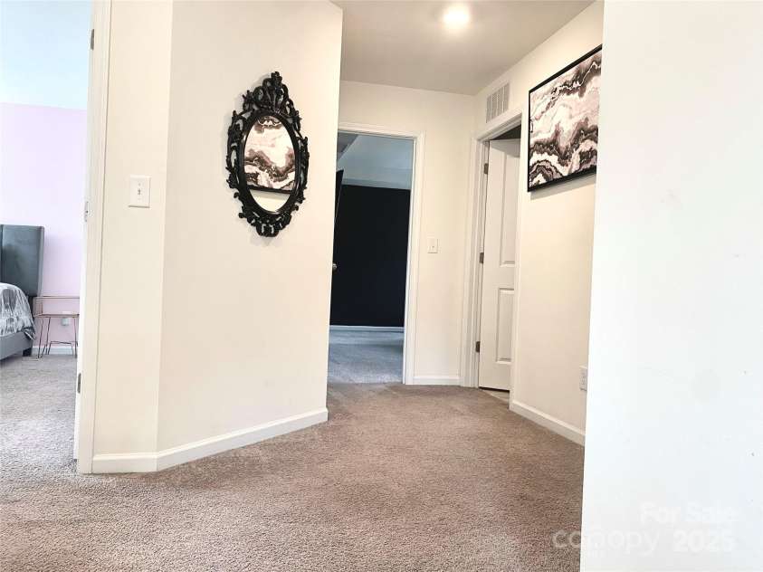 7024 Wheyfield Drive, Charlotte, NC 28215.  MLS# CAR4261523, YatesRealty ID 14325. 