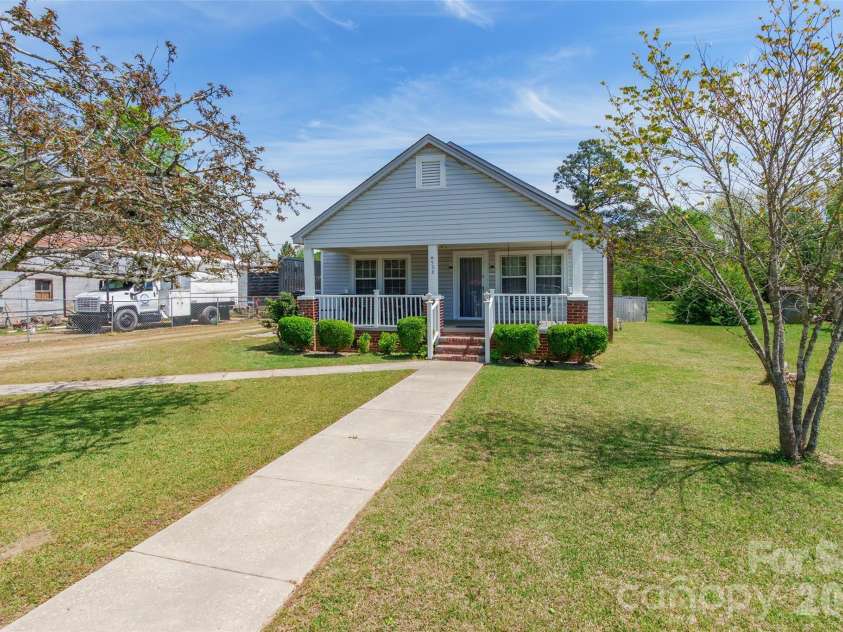 508 Old York Road, Chester, SC 29706.  MLS# CAR4369230, YatesRealty ID 14326. 