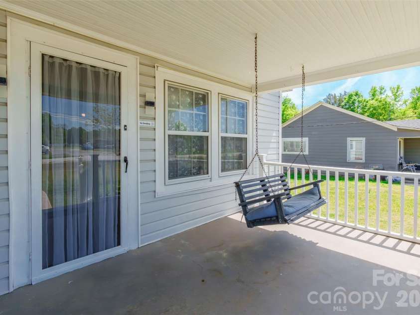 508 Old York Road, Chester, SC 29706.  MLS# CAR4369230, YatesRealty ID 14326. 
