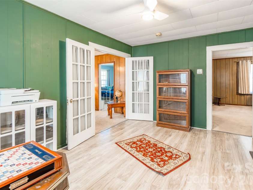 508 Old York Road, Chester, SC 29706.  MLS# CAR4369230, YatesRealty ID 14326. 