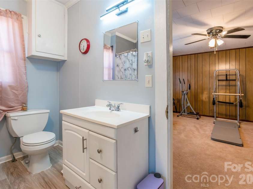 508 Old York Road, Chester, SC 29706.  MLS# CAR4369230, YatesRealty ID 14326. 
