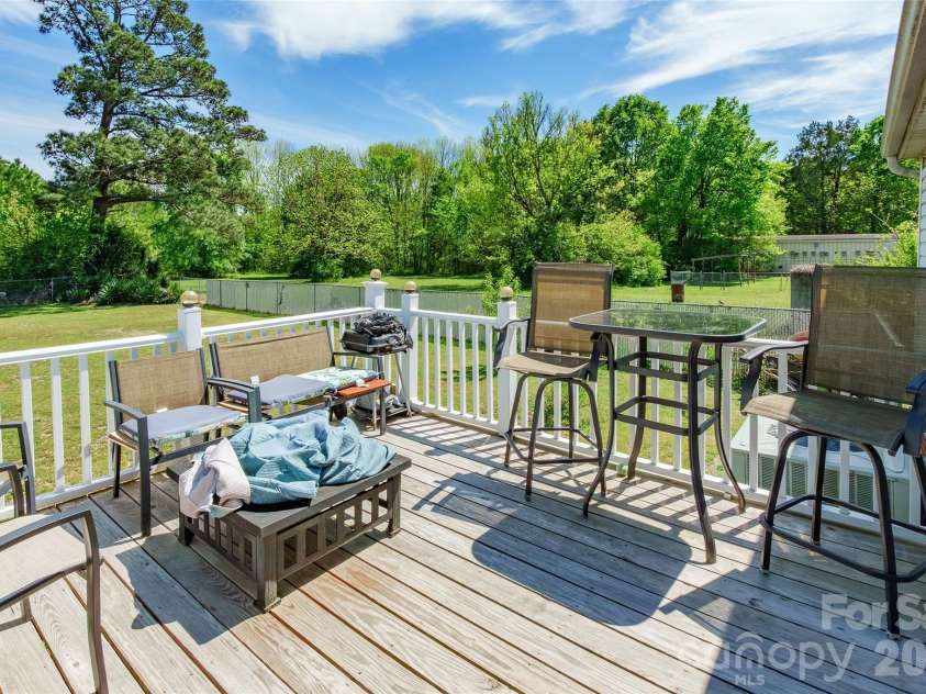 508 Old York Road, Chester, SC 29706.  MLS# CAR4369230, YatesRealty ID 14326. 