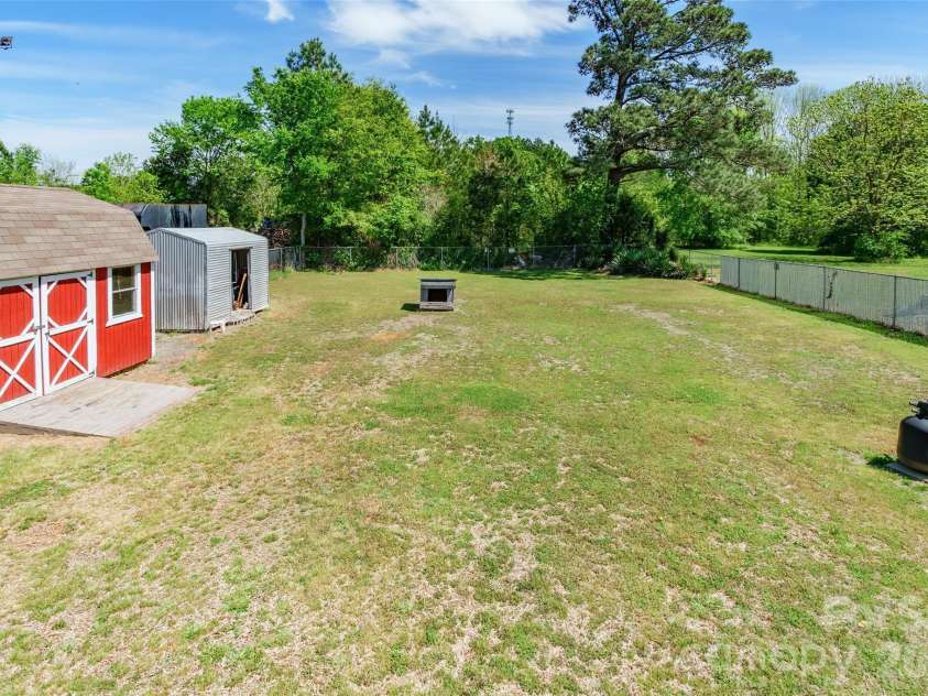 508 Old York Road, Chester, SC 29706.  MLS# CAR4369230, YatesRealty ID 14326. 