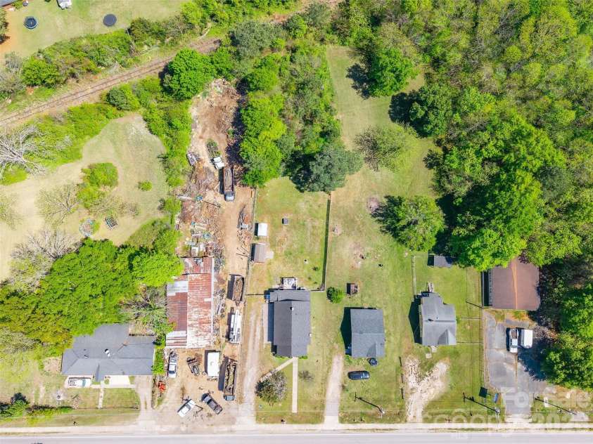 508 Old York Road, Chester, SC 29706.  MLS# CAR4369230, YatesRealty ID 14326. 