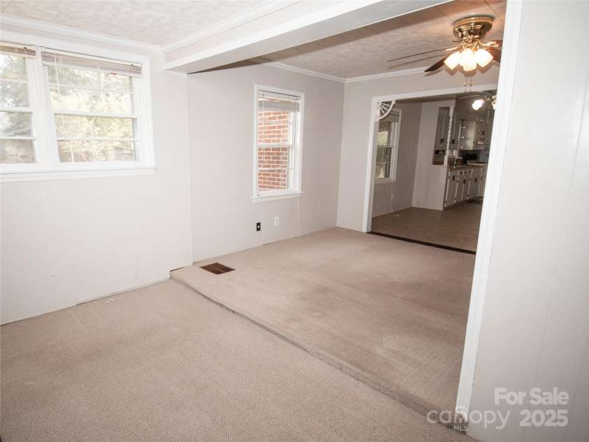 5199 Bethune Road, Kershaw, SC 29067.  MLS# CAR4260004, YatesRealty ID 14327. 