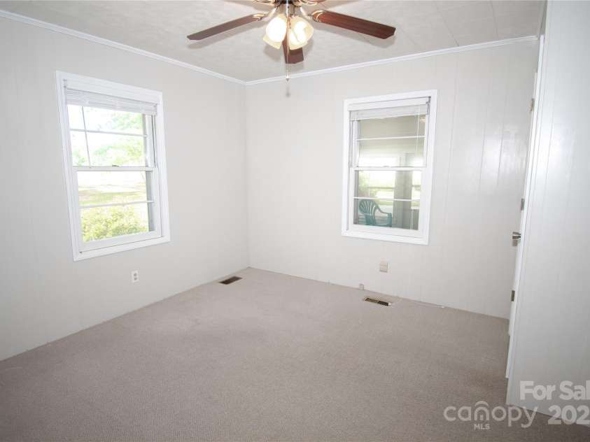 5199 Bethune Road, Kershaw, SC 29067.  MLS# CAR4260004, YatesRealty ID 14327. 