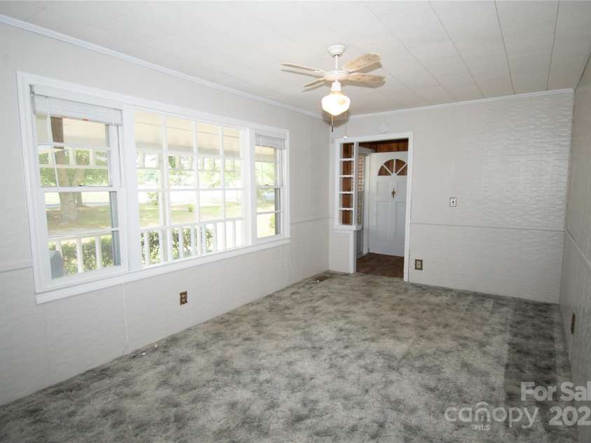 5199 Bethune Road, Kershaw, SC 29067.  MLS# CAR4260004, YatesRealty ID 14327. 