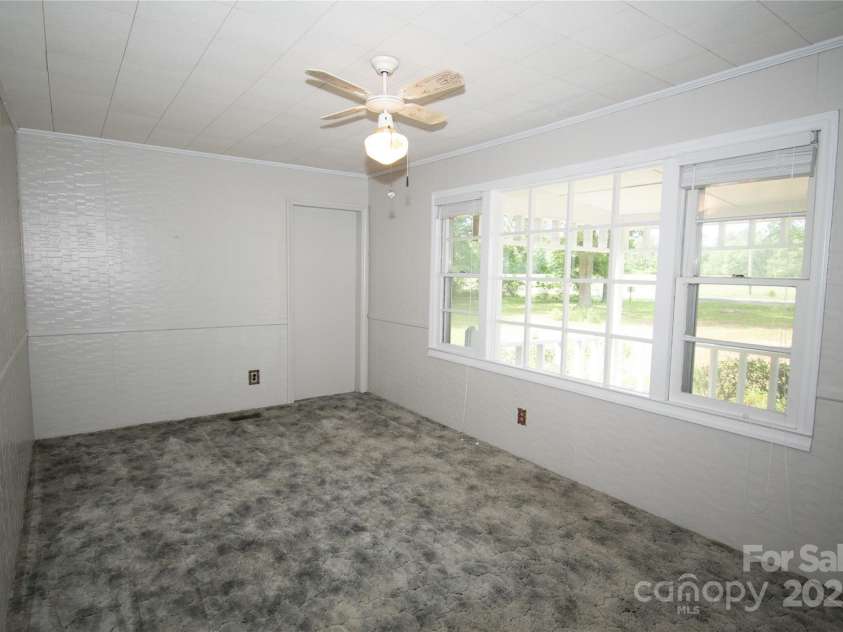 5199 Bethune Road, Kershaw, SC 29067.  MLS# CAR4260004, YatesRealty ID 14327. 