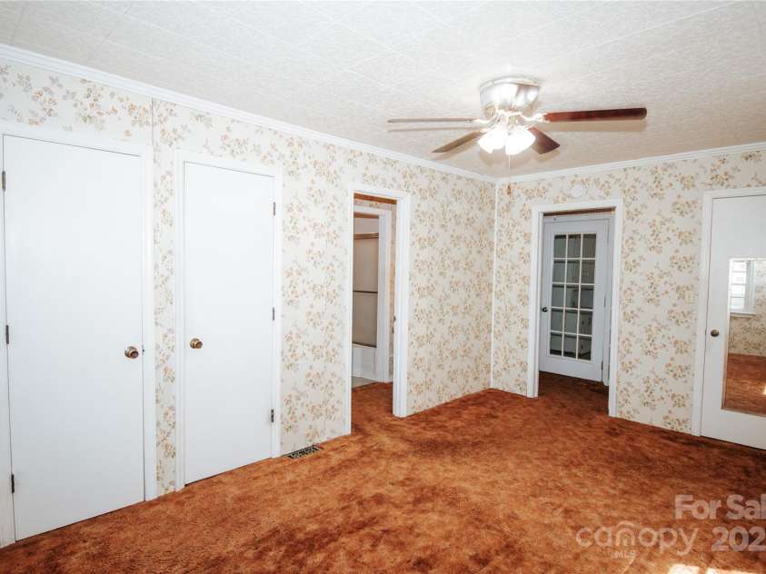 5199 Bethune Road, Kershaw, SC 29067.  MLS# CAR4260004, YatesRealty ID 14327. 