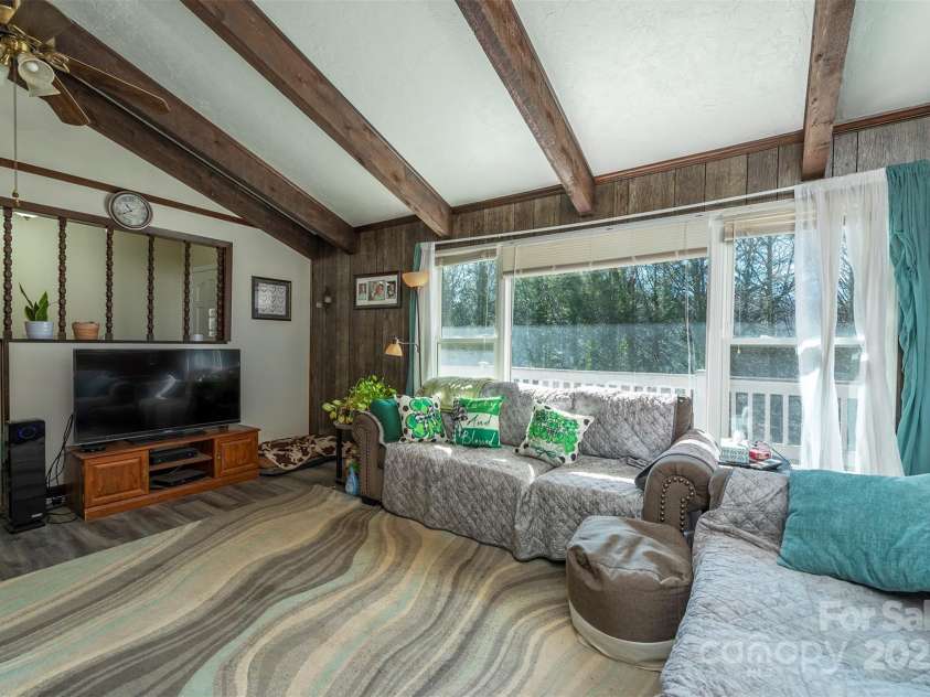 37 Guffey Mountain Road, Fairview, NC 28730.  MLS# CAR4227203, YatesRealty ID 14328. 