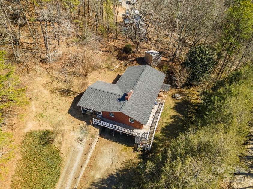 37 Guffey Mountain Road, Fairview, NC 28730.  MLS# CAR4227203, YatesRealty ID 14328. 