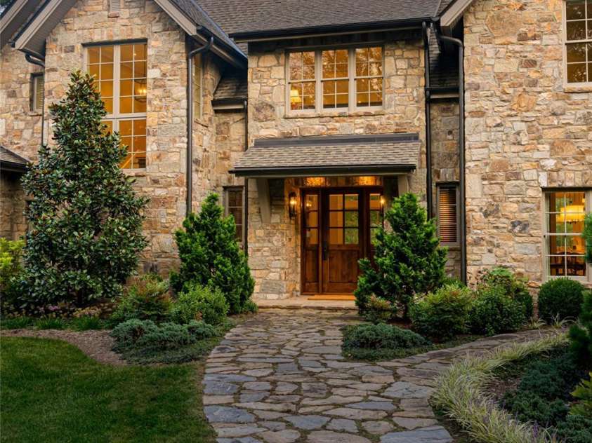 402 Vanderbilt Road, Asheville, NC 28803.  MLS# CAR4340539, YatesRealty ID 14328. 