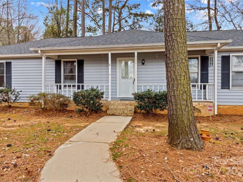 101 Fairfax Drive, Salisbury, NC 28146.  MLS# CAR4228685, YatesRealty ID 14329. 