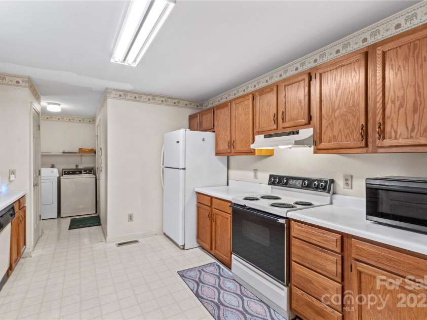 101 Fairfax Drive, Salisbury, NC 28146.  MLS# CAR4228685, YatesRealty ID 14329. 