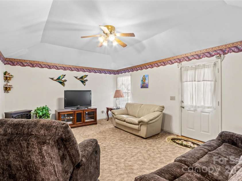 101 Fairfax Drive, Salisbury, NC 28146.  MLS# CAR4228685, YatesRealty ID 14329. 