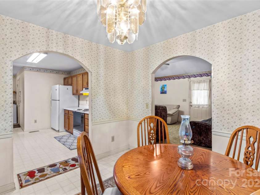 101 Fairfax Drive, Salisbury, NC 28146.  MLS# CAR4228685, YatesRealty ID 14329. 