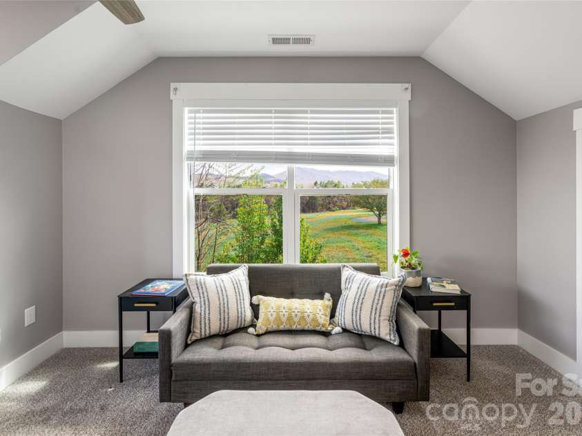 35 Alice Clement Lane, Asheville, NC 28803.  MLS# CAR4363133, YatesRealty ID 14329. 