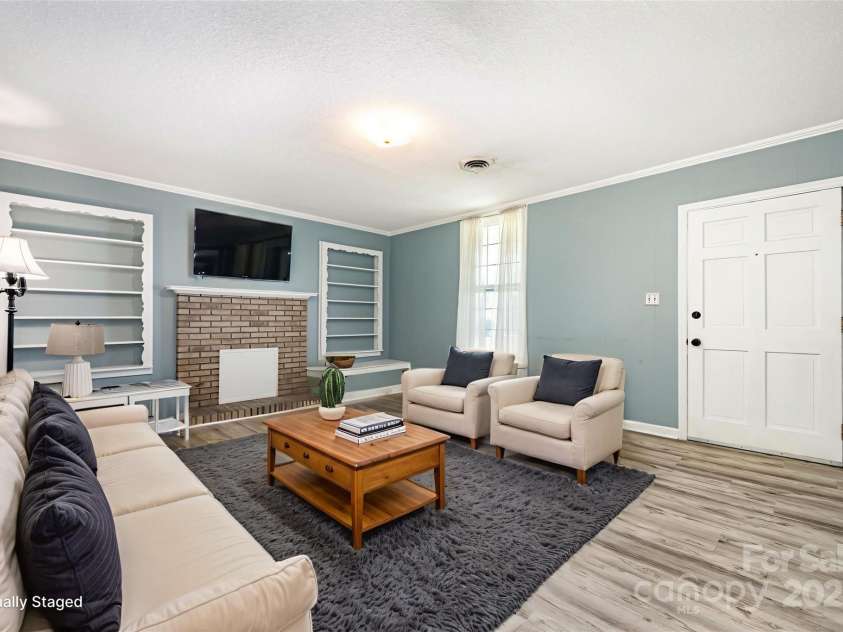 6963 Kershaw Camden Highway, Kershaw, SC 29067.  MLS# CAR4286798, YatesRealty ID 1433. Virtually staged