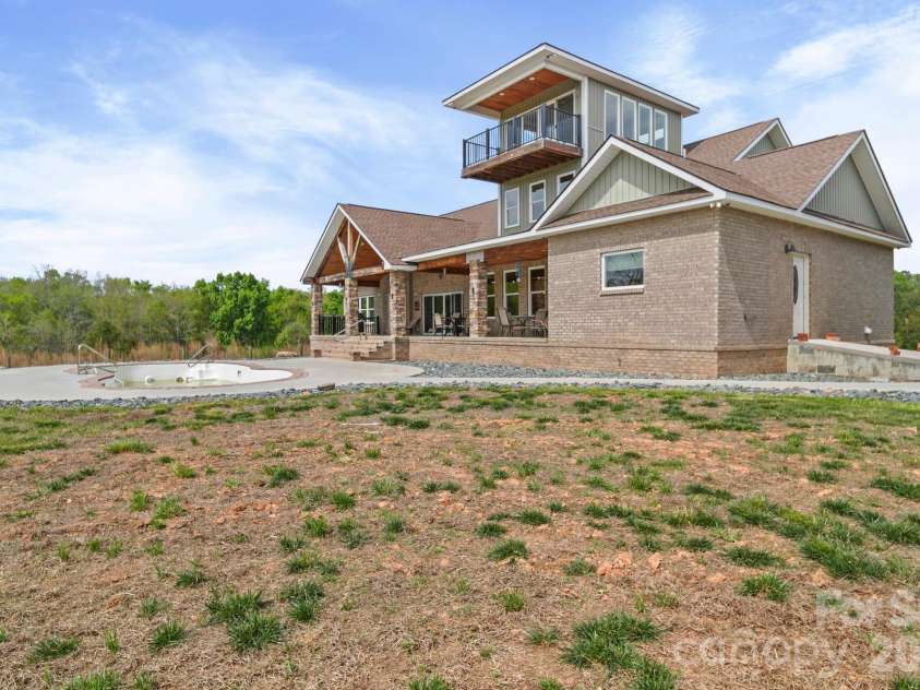 48155 Ingram Road, New London, NC 28127.  MLS# CAR4367107, YatesRealty ID 14330. 