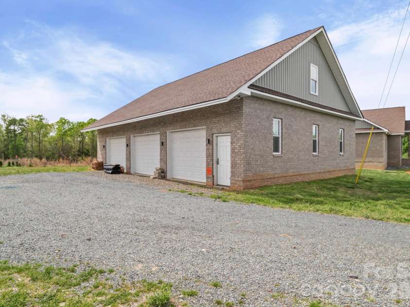 48155 Ingram Road, New London, NC 28127.  MLS# CAR4367107, YatesRealty ID 14330. 