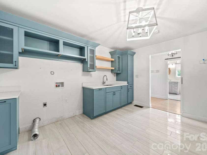 48155 Ingram Road, New London, NC 28127.  MLS# CAR4367107, YatesRealty ID 14330. 