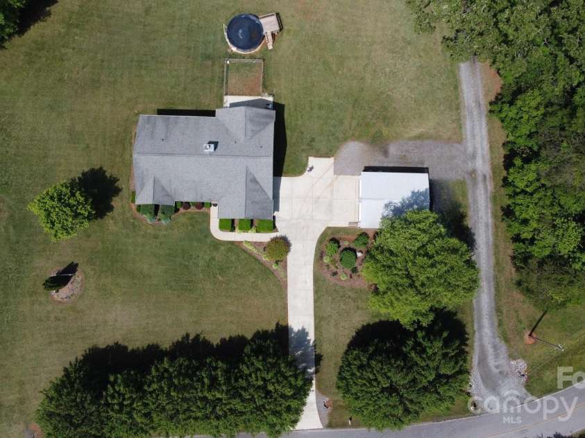 260 Treebark Road, Statesville, NC 28625.  MLS# CAR4251812, YatesRealty ID 14331. 