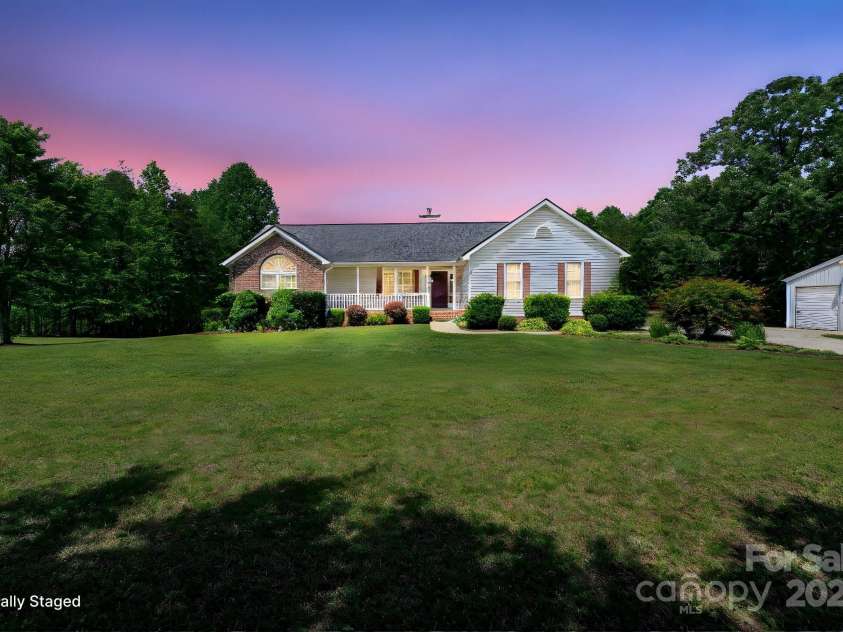 260 Treebark Road, Statesville, NC 28625.  MLS# CAR4251812, YatesRealty ID 14331. 