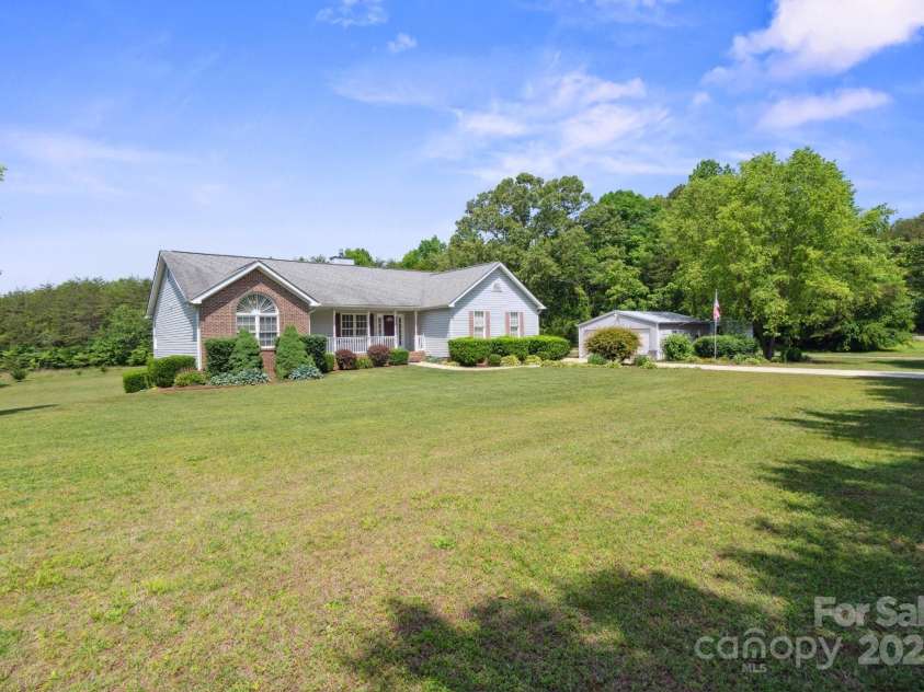 260 Treebark Road, Statesville, NC 28625.  MLS# CAR4251812, YatesRealty ID 14331. 