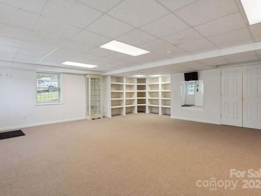 260 Treebark Road, Statesville, NC 28625.  MLS# CAR4251812, YatesRealty ID 14331. 