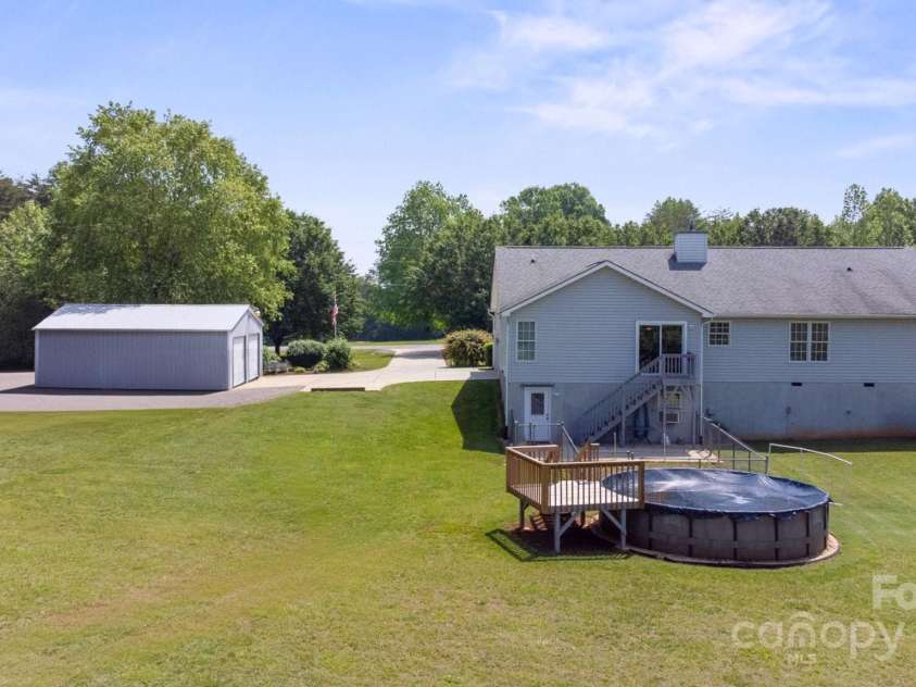 260 Treebark Road, Statesville, NC 28625.  MLS# CAR4251812, YatesRealty ID 14331. 