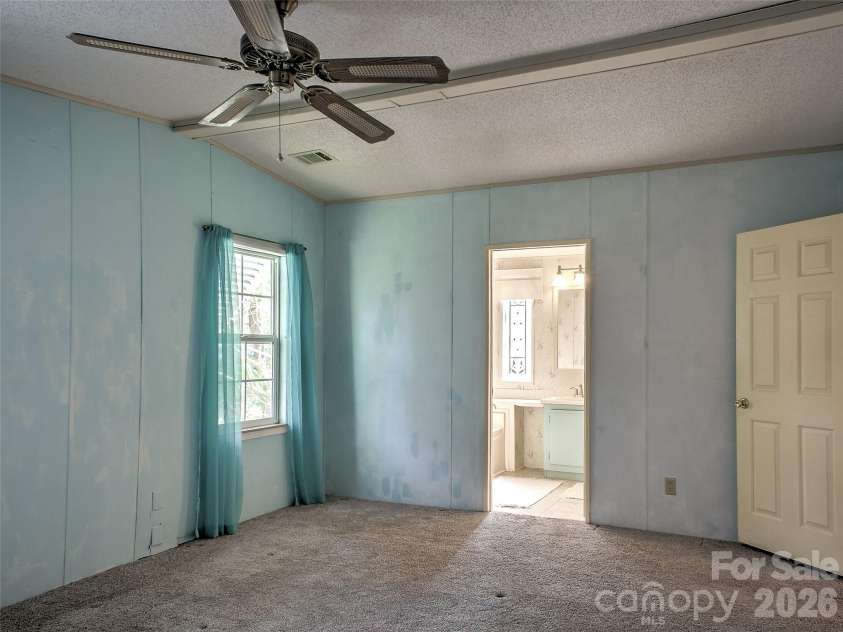 11 Rector Road, Weaverville, NC 28787.  MLS# CAR4370680, YatesRealty ID 14332. 