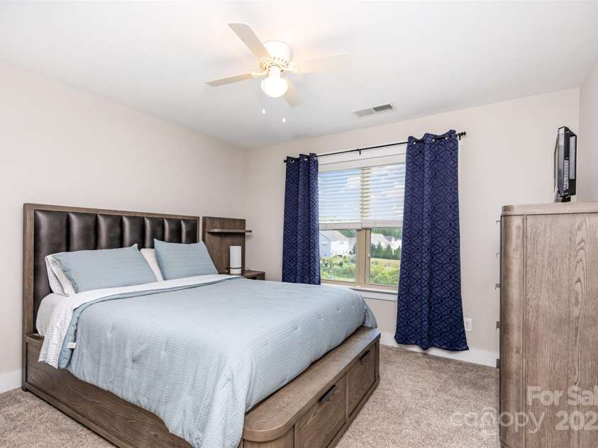 1098 Matchstick Place, Concord, NC 28025.  MLS# CAR4253781, YatesRealty ID 14333. 