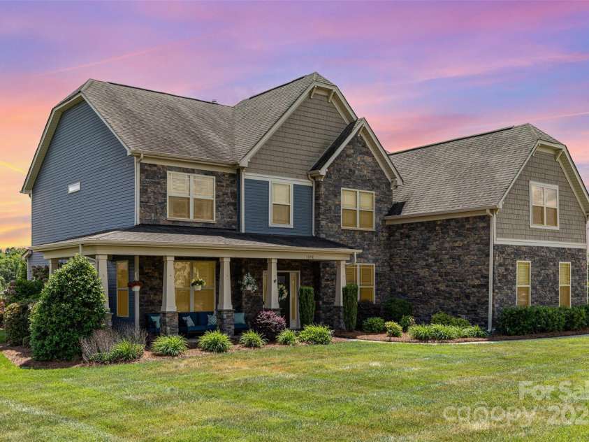 1098 Matchstick Place, Concord, NC 28025.  MLS# CAR4253781, YatesRealty ID 14333. 