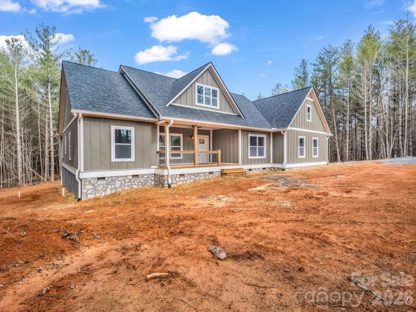 1057 Hawksbill Drive, Morganton, NC 28655.  MLS# CAR4337062, YatesRealty ID 14334. 
