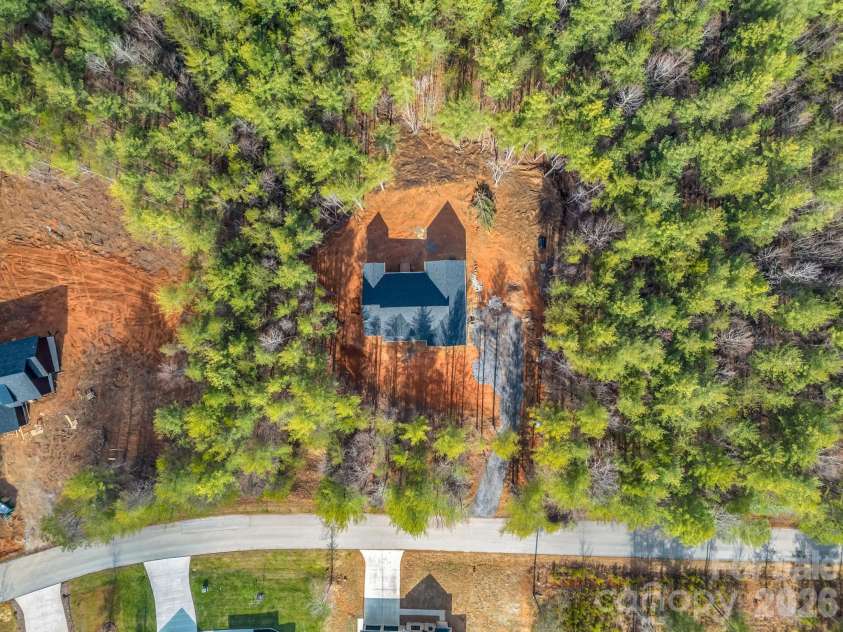 1057 Hawksbill Drive, Morganton, NC 28655.  MLS# CAR4337062, YatesRealty ID 14334. 
