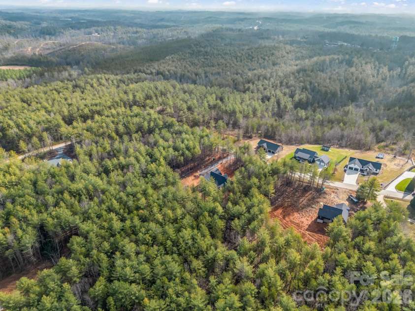 1057 Hawksbill Drive, Morganton, NC 28655.  MLS# CAR4337062, YatesRealty ID 14334. 