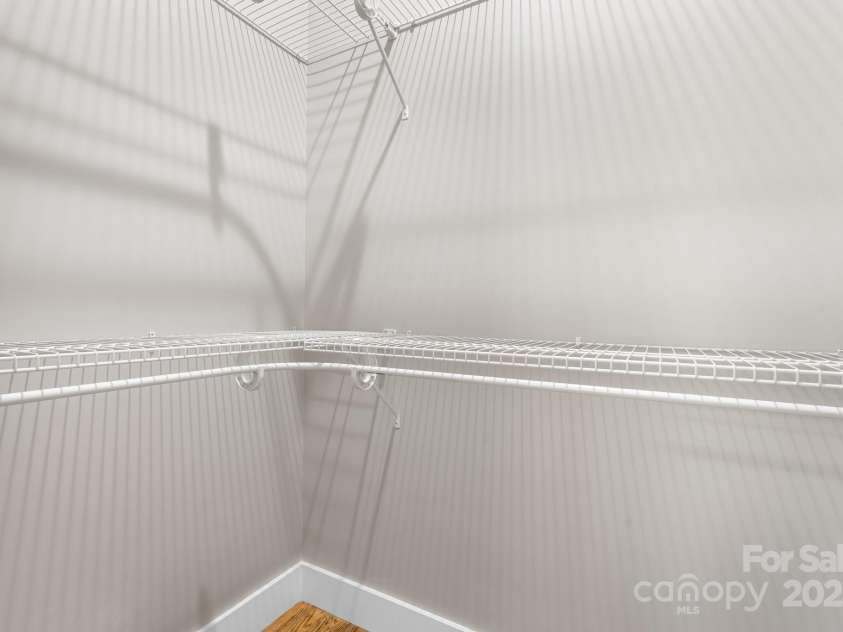 3733 Whitney Drive, Hickory, NC 28601.  MLS# CAR4250201, YatesRealty ID 14334. 