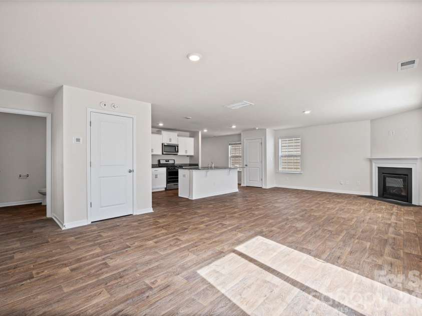 2120 Redstone Drive, York, SC 29745.  MLS# CAR4249334, YatesRealty ID 14335. 