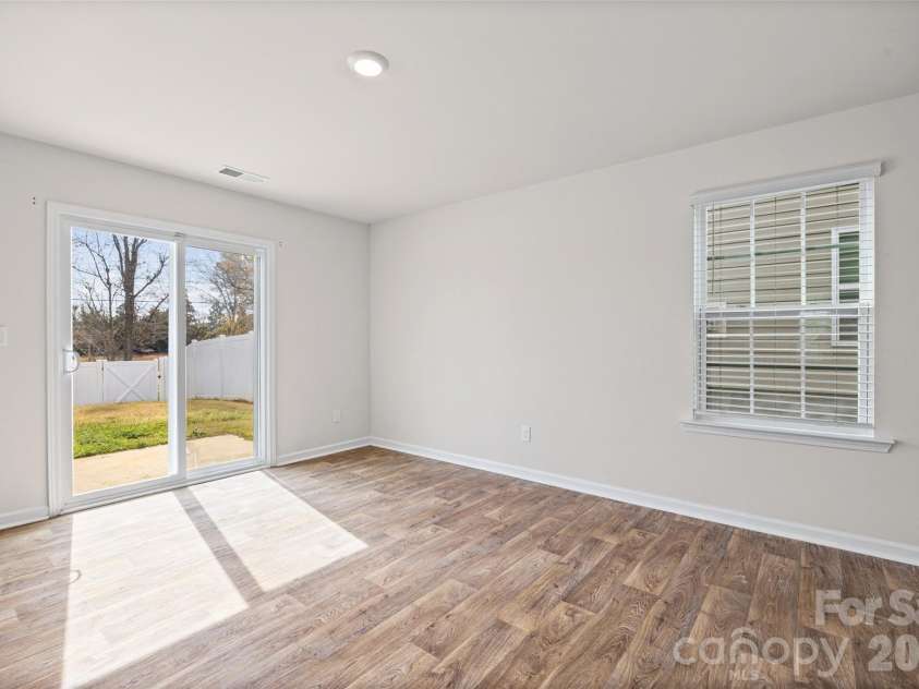2120 Redstone Drive, York, SC 29745.  MLS# CAR4249334, YatesRealty ID 14335. 