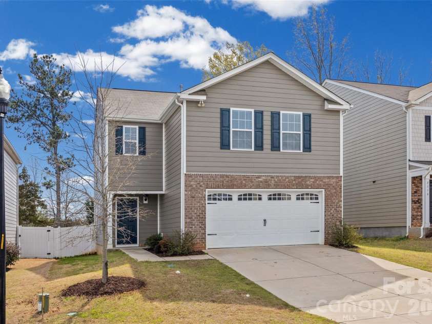 2120 Redstone Drive, York, SC 29745.  MLS# CAR4249334, YatesRealty ID 14335. 