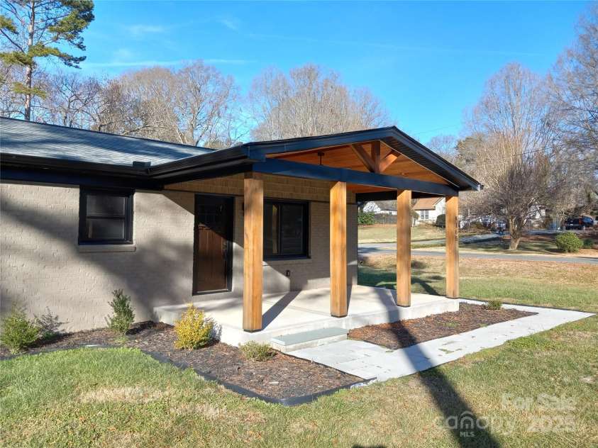 4165 Laurelwood Court, Concord, NC 28025.  MLS# CAR4217826, YatesRealty ID 14335. 