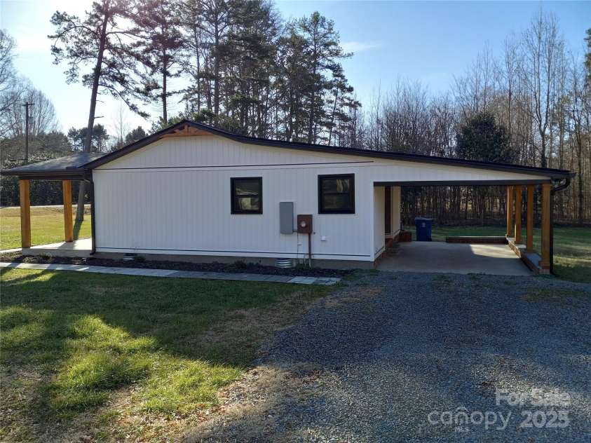 4165 Laurelwood Court, Concord, NC 28025.  MLS# CAR4217826, YatesRealty ID 14335. 