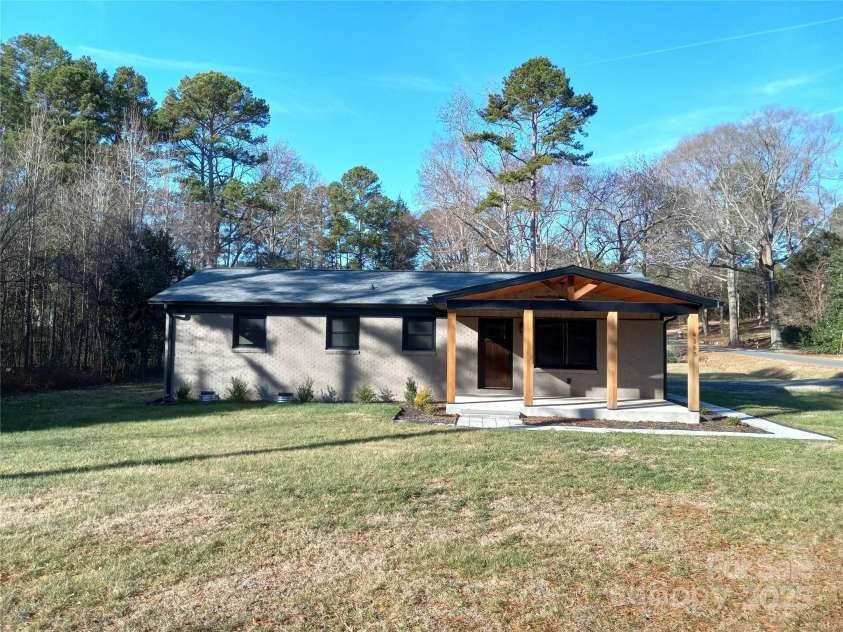 4165 Laurelwood Court, Concord, NC 28025.  MLS# CAR4320907, YatesRealty ID 14335. 