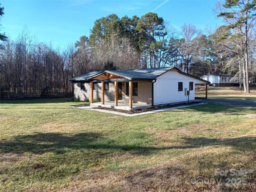 4165 Laurelwood Court, Concord, NC 28025.  MLS# CAR4320907, YatesRealty ID 14335. 