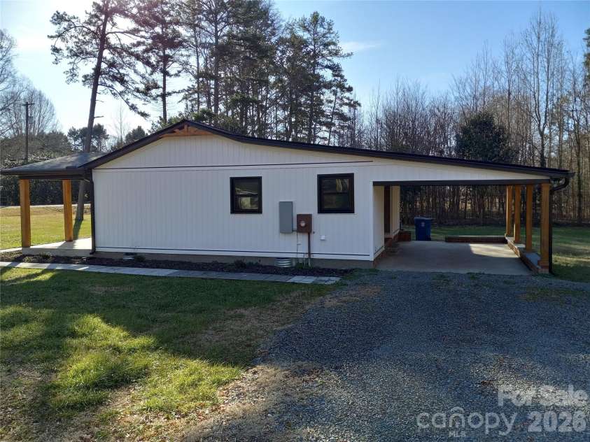 4165 Laurelwood Court, Concord, NC 28025.  MLS# CAR4320907, YatesRealty ID 14335. 