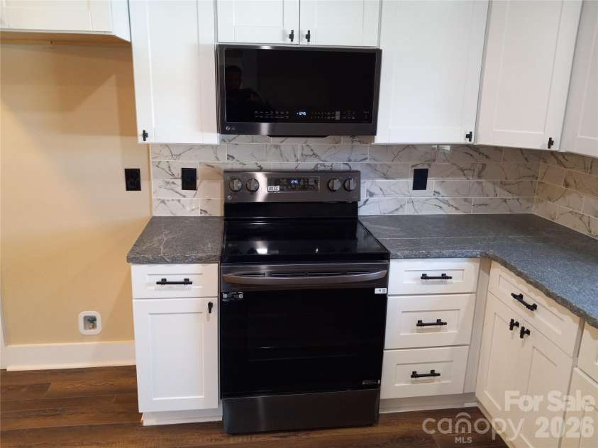 4165 Laurelwood Court, Concord, NC 28025.  MLS# CAR4320907, YatesRealty ID 14335. 