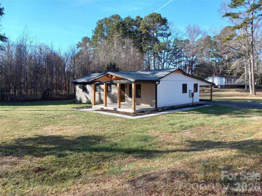 4165 Laurelwood Court, Concord, NC 28025.  MLS# CAR4320907, YatesRealty ID 14335. 